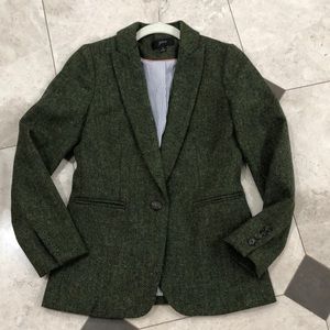 J Crew blazer. Like new. Fully lined. Size 0